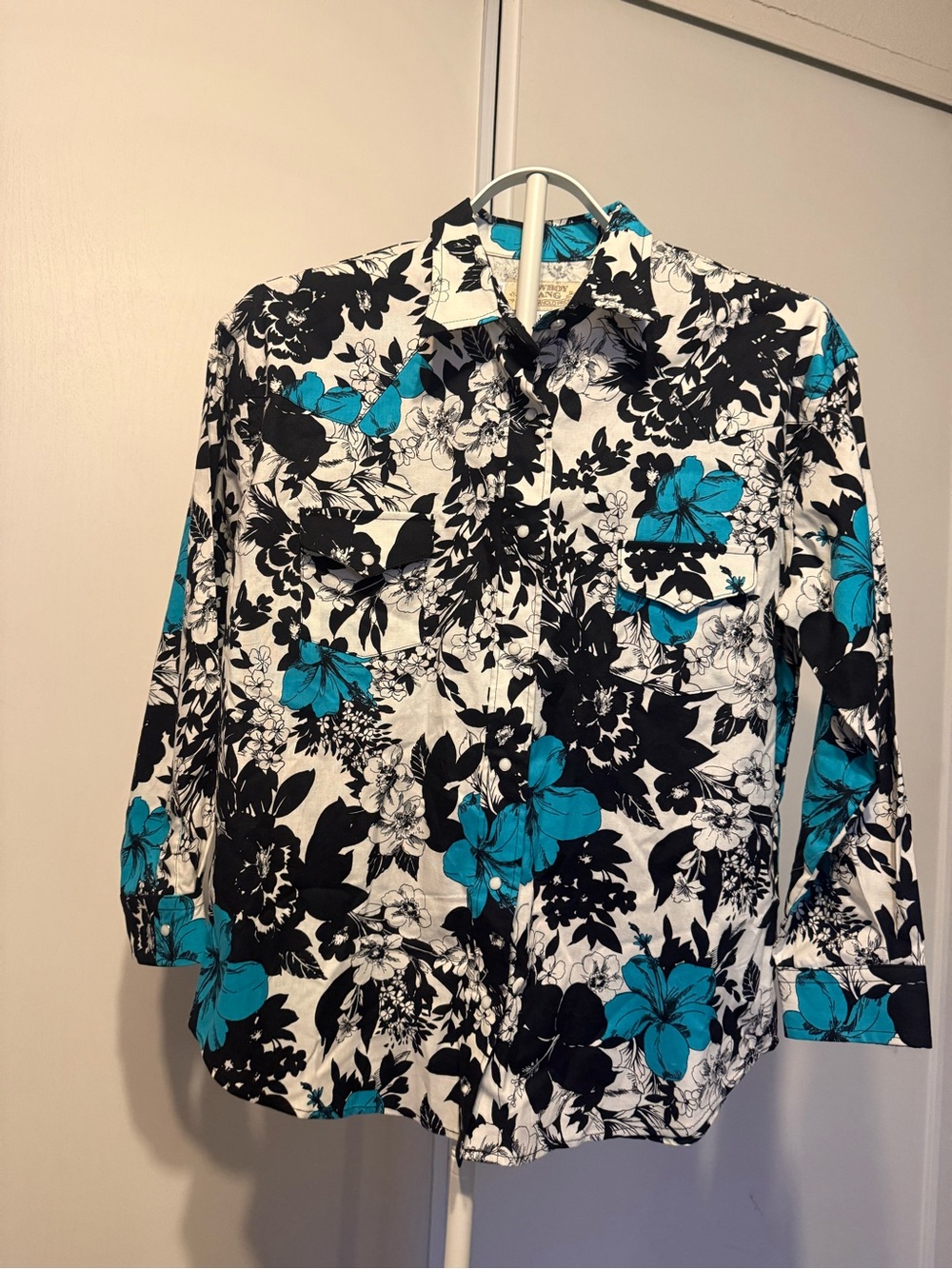 NWOT Cowboy Gang Paniolo Pride Western Pearl Snap Shirt Mens L Floral Hawaii USA